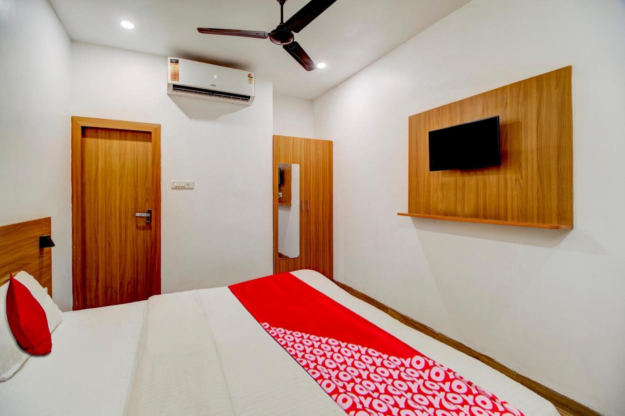 Hotel O Hill View Residency Near Aca Stadium Гувахати Екстериор снимка