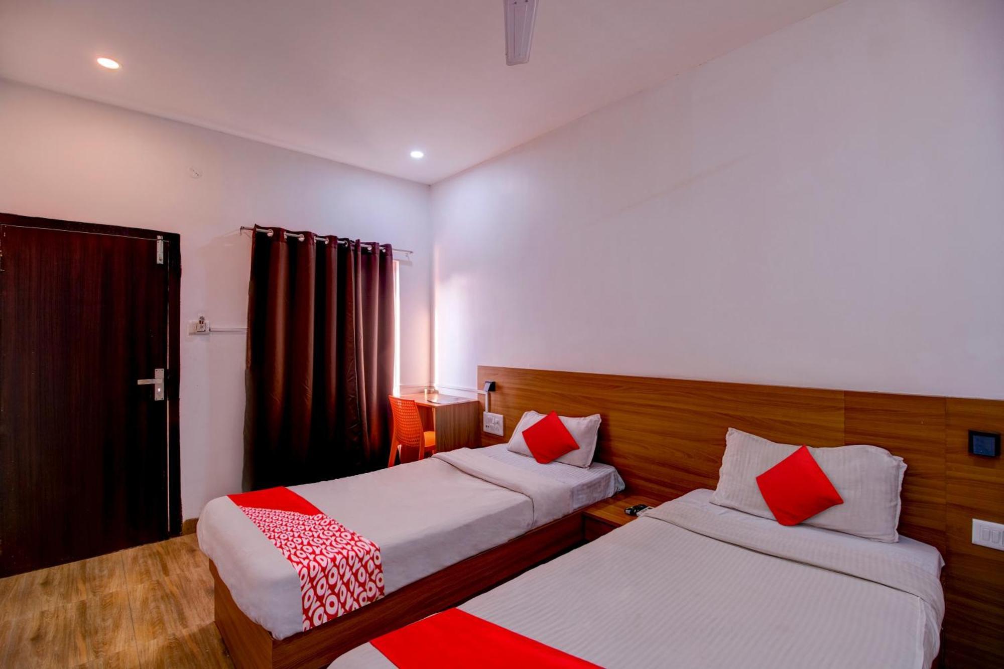 Hotel O Hill View Residency Near Aca Stadium Гувахати Екстериор снимка